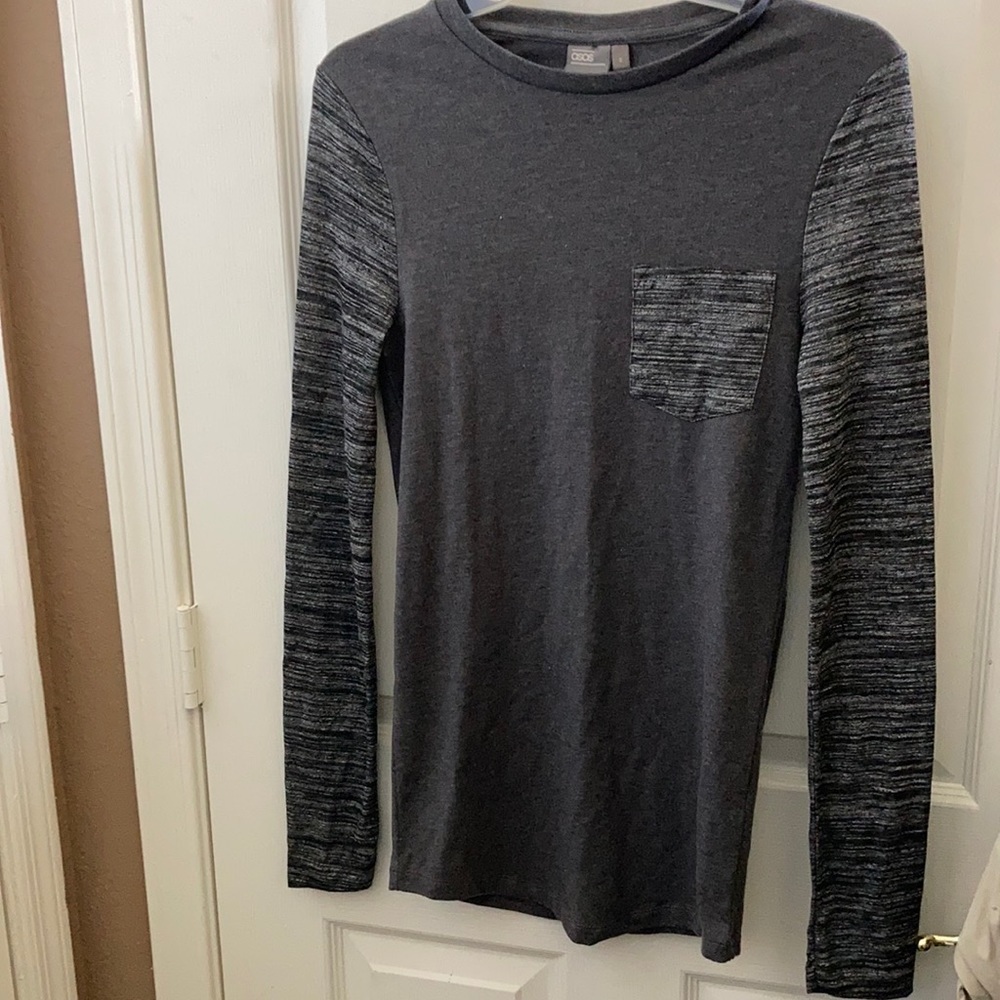 FINAL MARKDOWN Men’s ASOS tee small